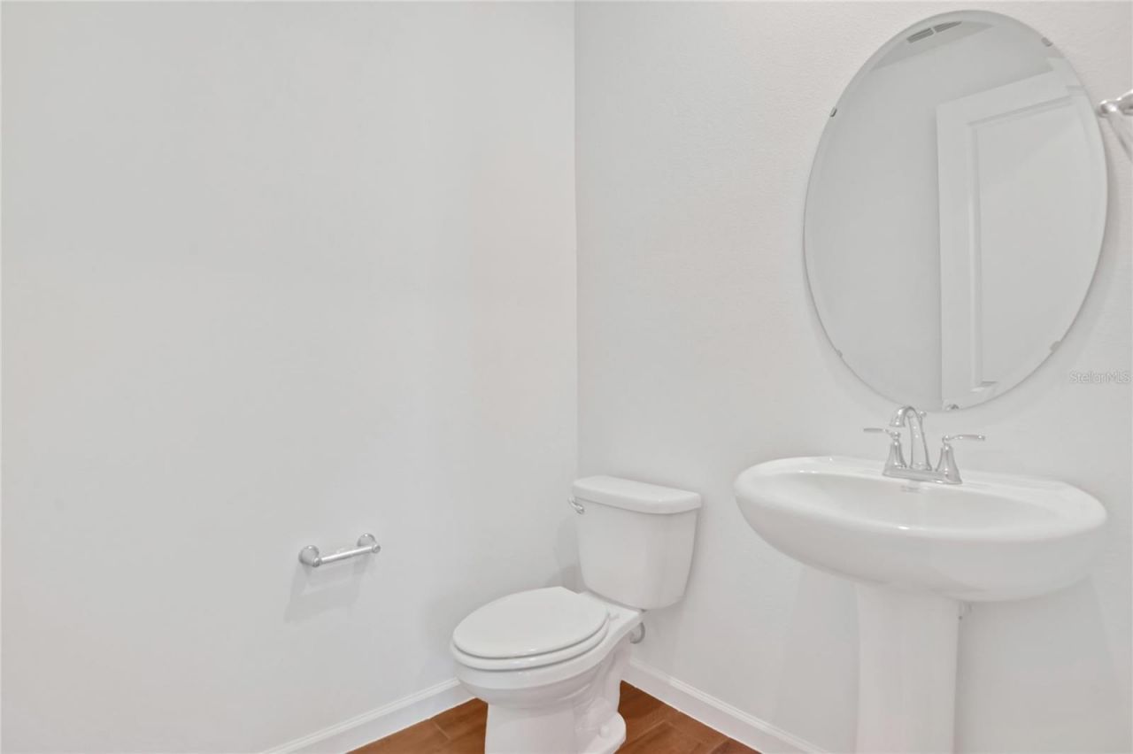 734 Lake Dell Avenue, Dundee, FL 33838 Photo