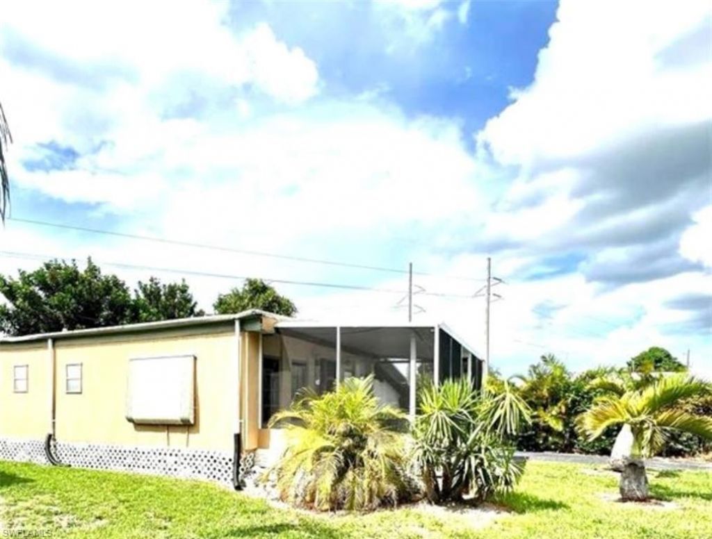 265 Fireball Ln , North Fort Myers, FL 33917 Photo