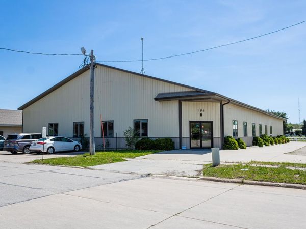 359 Rock Island Avenue, Waterloo, IA 50701