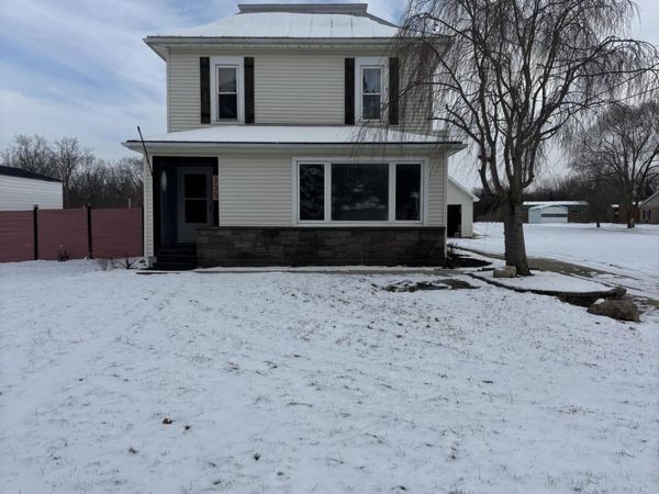 335 Windsor Lane, Gibsonburg, OH 43431