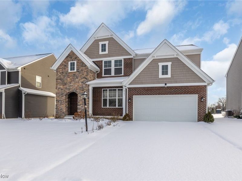 8981 Leatherleaf Drive, Columbia Station, OH 44028 Photo 2