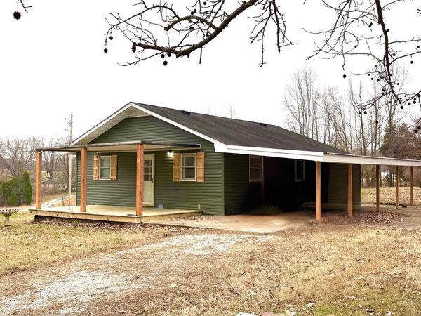 43 Hawes Road , Morgantown, KY 42261