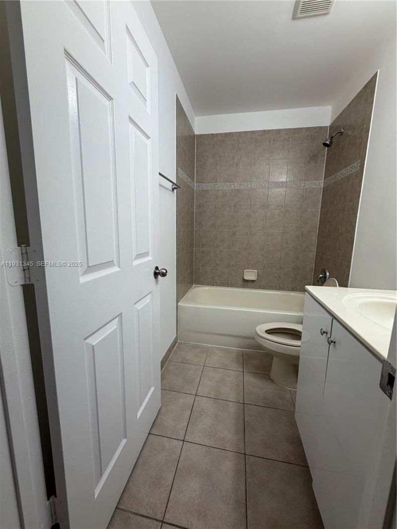 1415 NW 34th Way, Unit 1415, Lauderhill, FL 33311 Photo