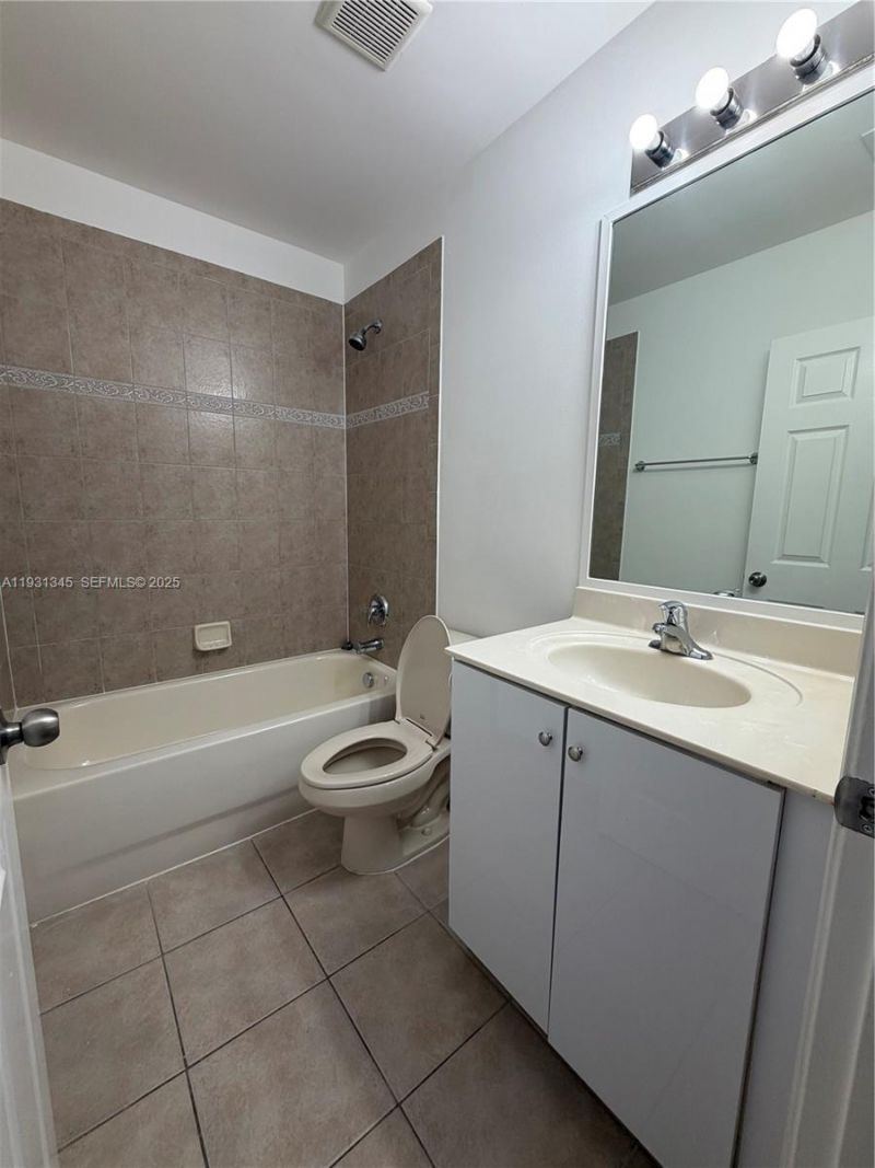 1415 NW 34th Way, Unit 1415, Lauderhill, FL 33311 Photo