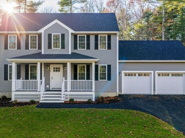 490 High Street, Rochester, MA 02770