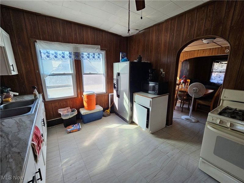 3283 W 48th Street, Cleveland, OH 44102 Photo 25