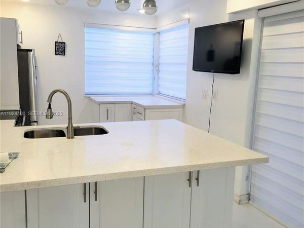 1331 S Franklin Ave, Unit 1331J, Homestead, FL 33034