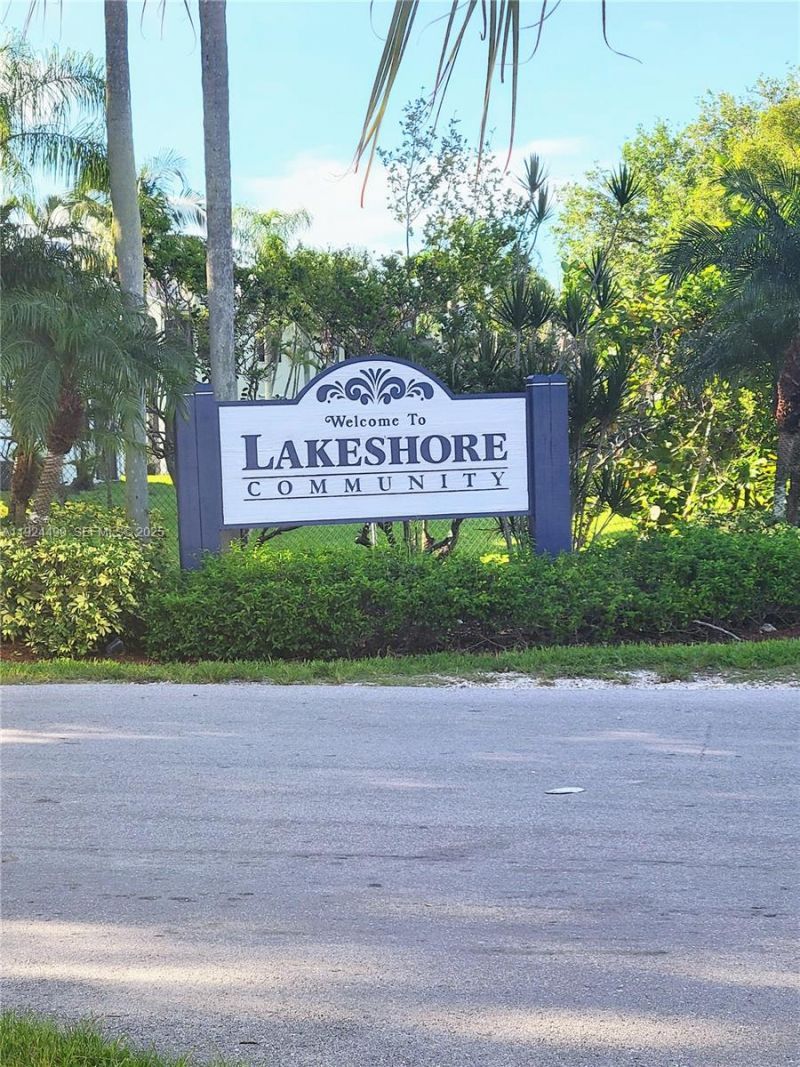 1331 S Franklin Ave, Unit 1331J, Homestead, FL 33034 Photo