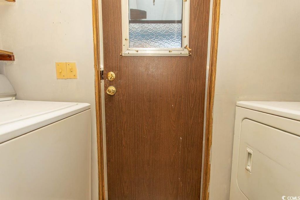 3 Burr Circle Photo 33