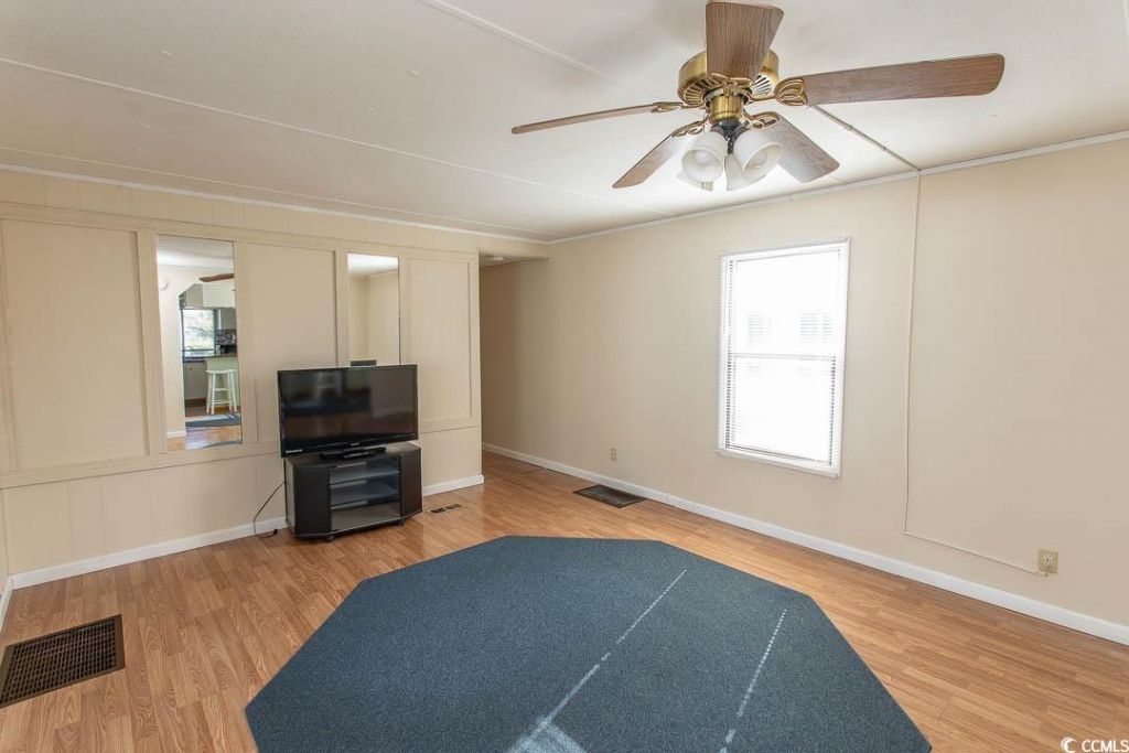 3 Burr Circle Photo 7