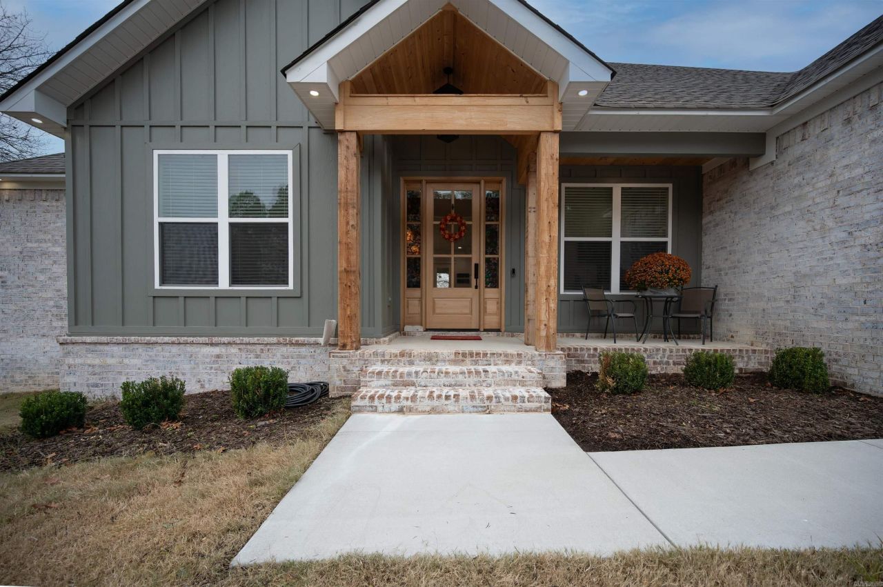 50 Lieblong Road Greenbrier, AR 72058