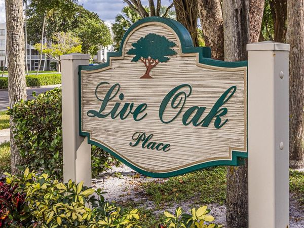 9410 Live Oak Pl, Unit 203, Davie, FL 33324