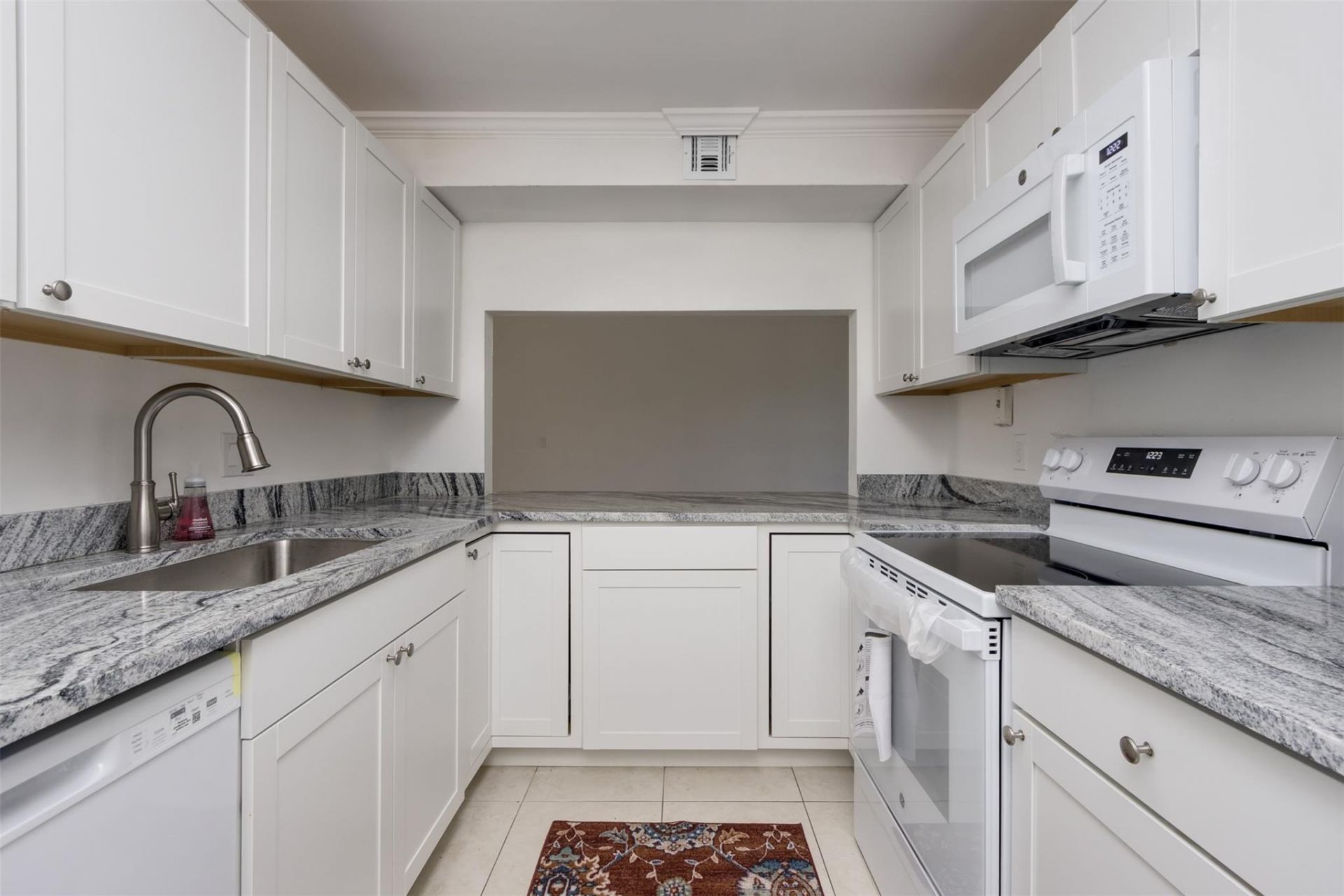 9410 Live Oak Place, Unit 203, Davie, FL 33324 Photo