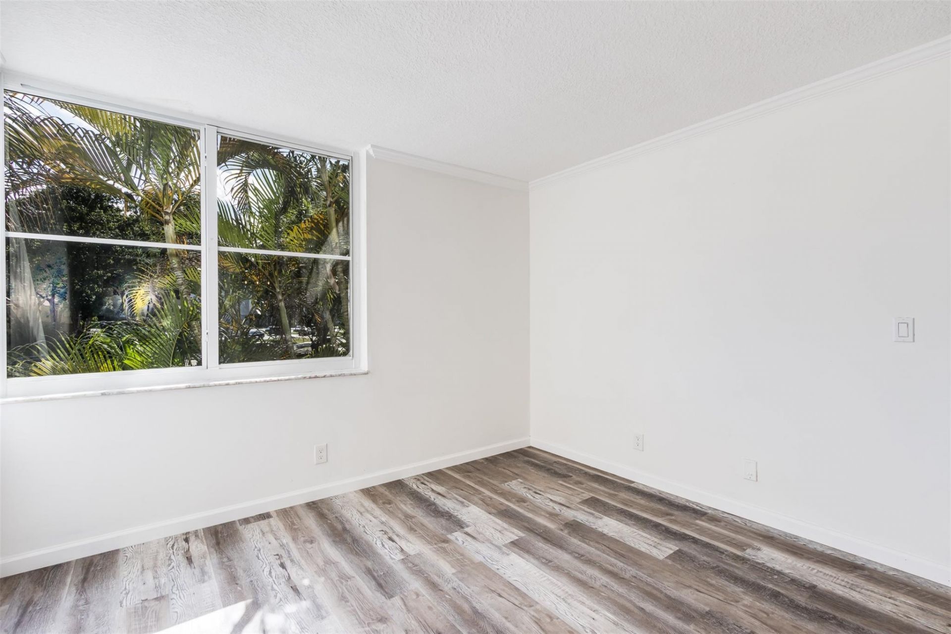 9410 Live Oak Place, Unit 203, Davie, FL 33324 Photo