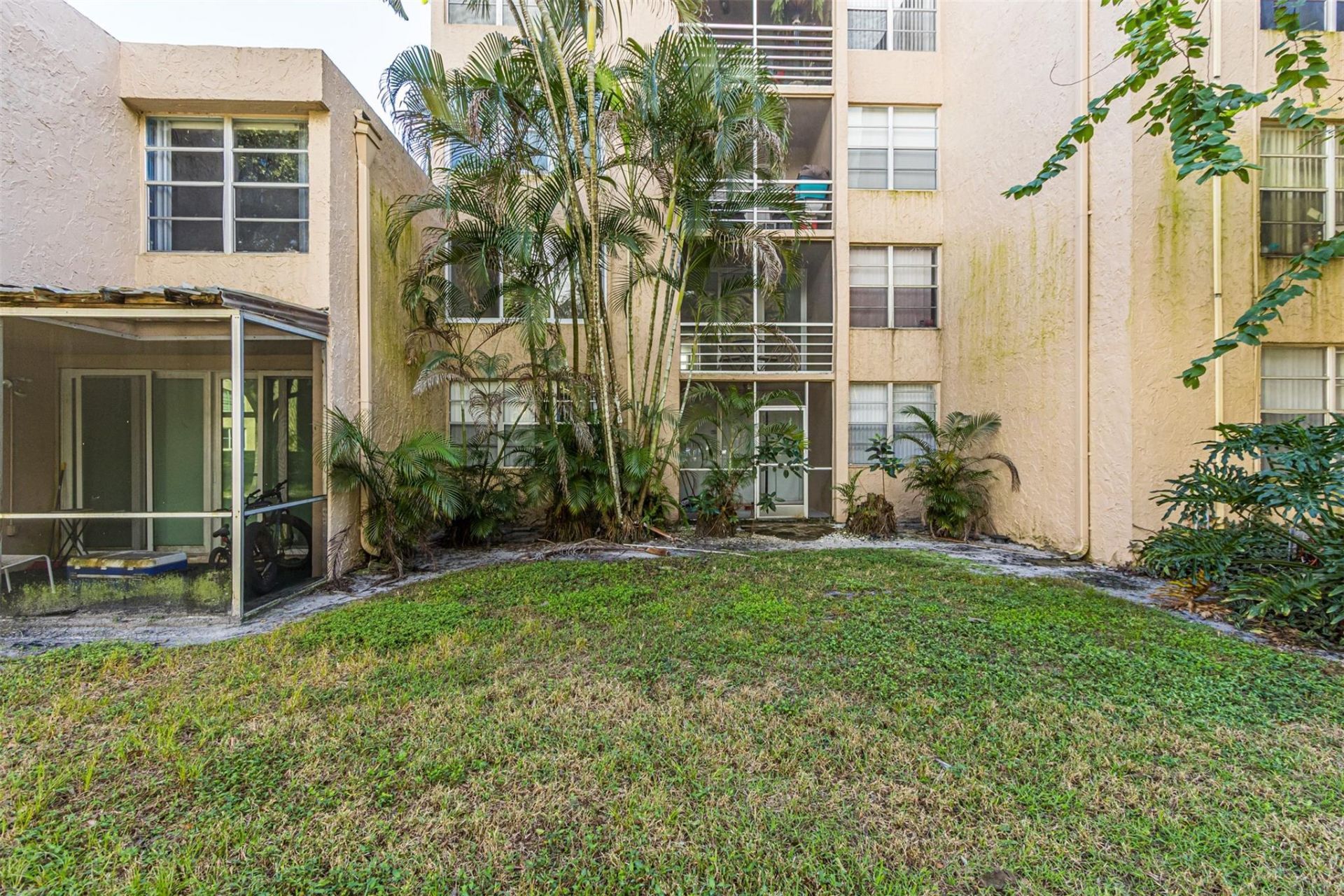 9410 Live Oak Place, Unit 203, Davie, FL 33324 Photo