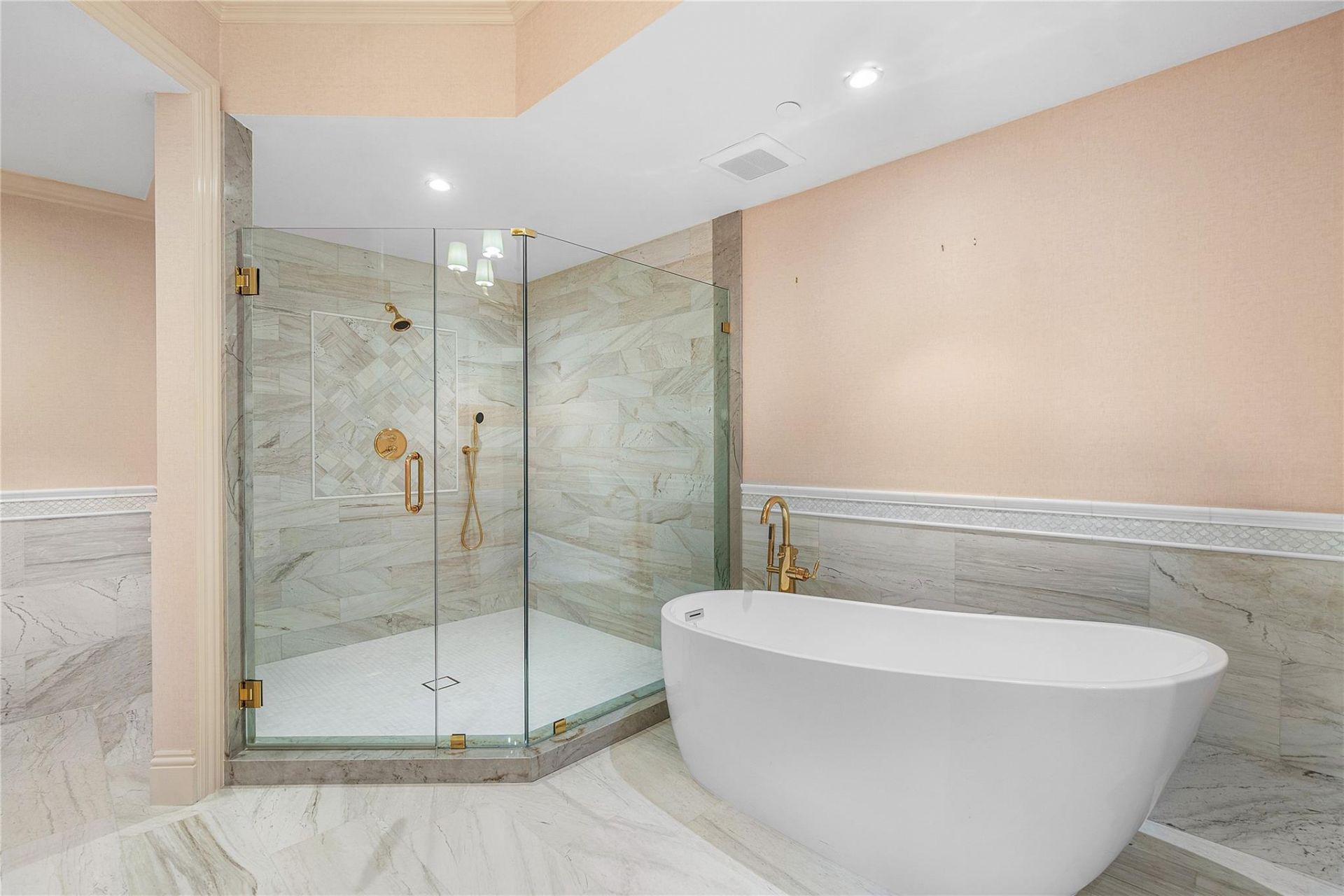 450 SE 5th Ave, Unit 102N, Boca Raton, FL 33432 Photo