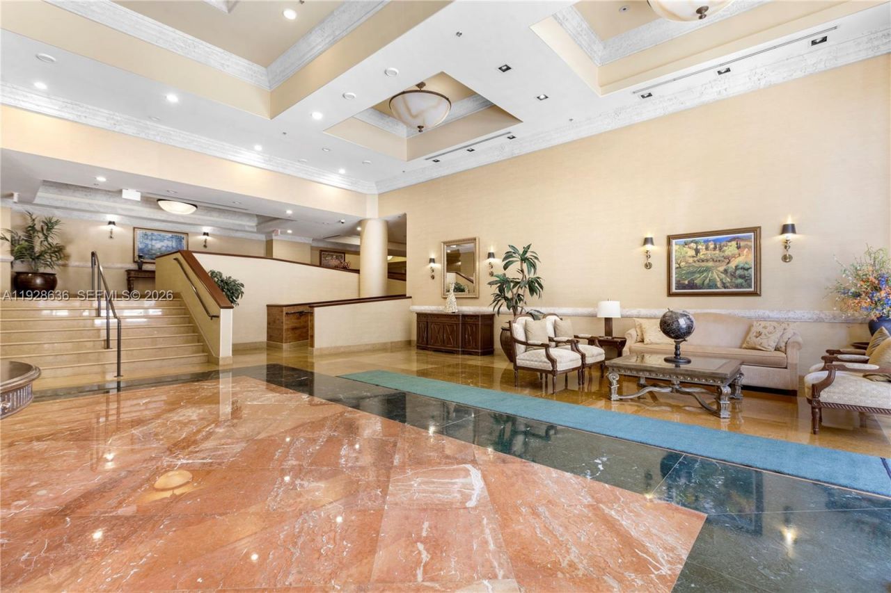 8395 SW 73rd Ave, Unit 105, Miami, FL 33143 Photo