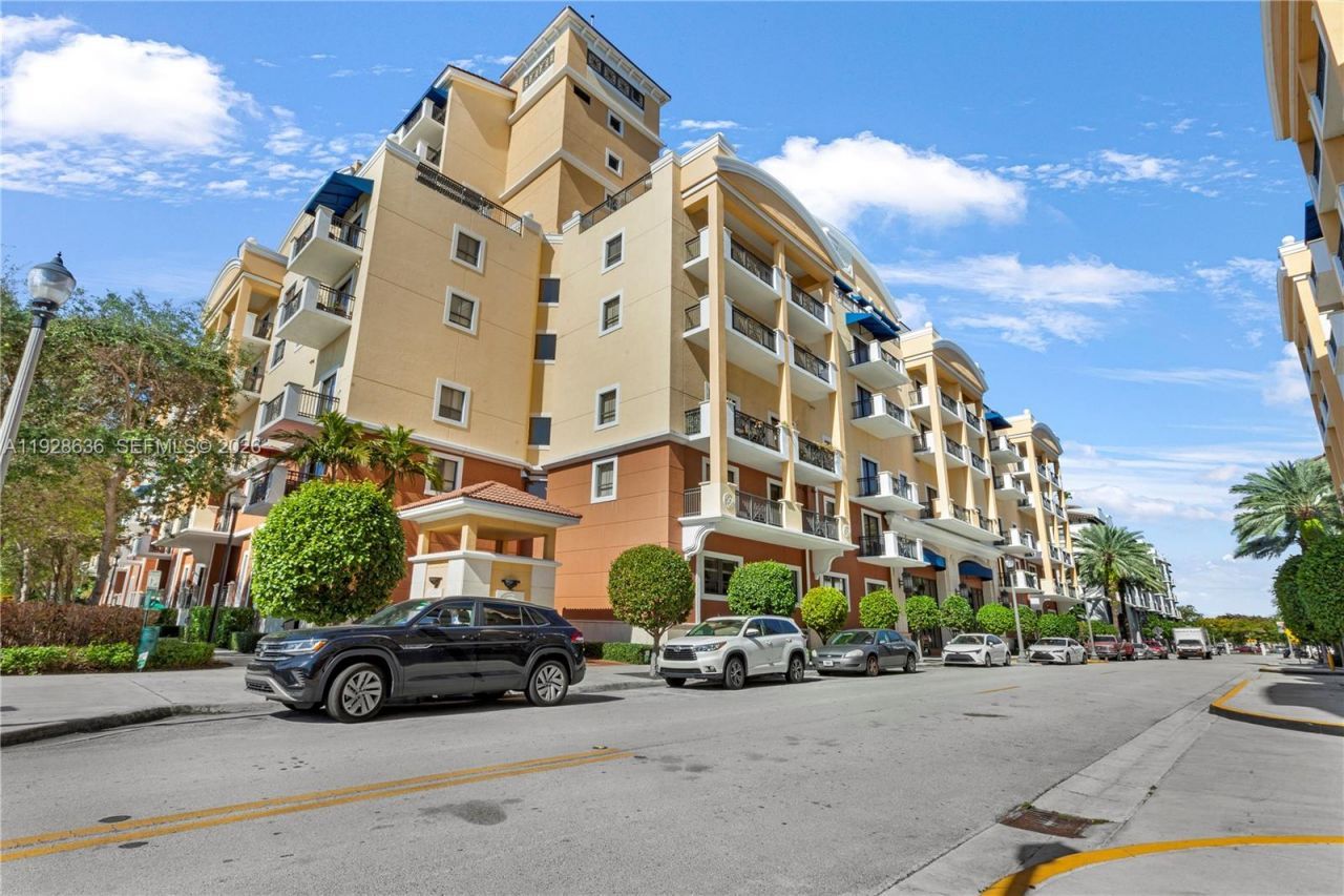 8395 SW 73rd Ave, Unit 105, Miami, FL 33143 Photo