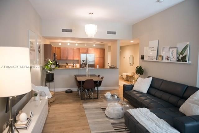 8395 SW 73rd Ave, Unit 105, Miami, FL 33143 Photo