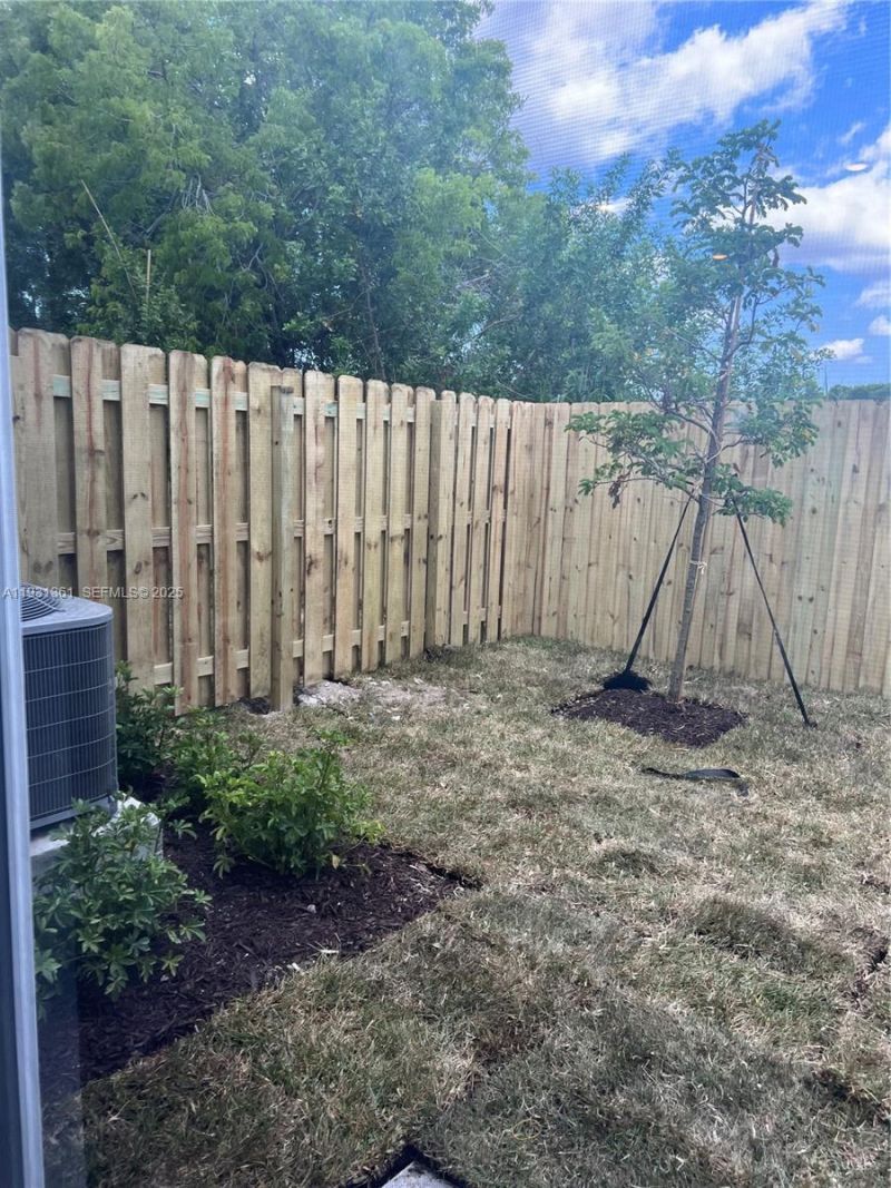 2628 SE 19th St , Homestead, FL 33035 Photo