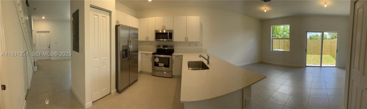 2628 SE 19th St , Homestead, FL 33035 Photo