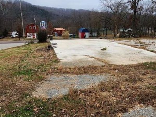 11685 2nd Street, Jerome, MO 65529