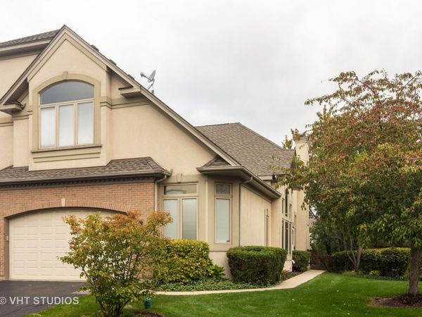 922 W Chesterfield Court, Palatine, IL 60067