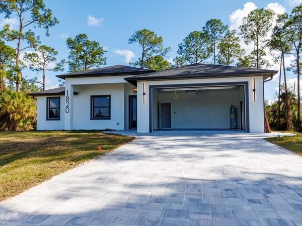 1820 Edward AVE, LEHIGH ACRES, FL 33972