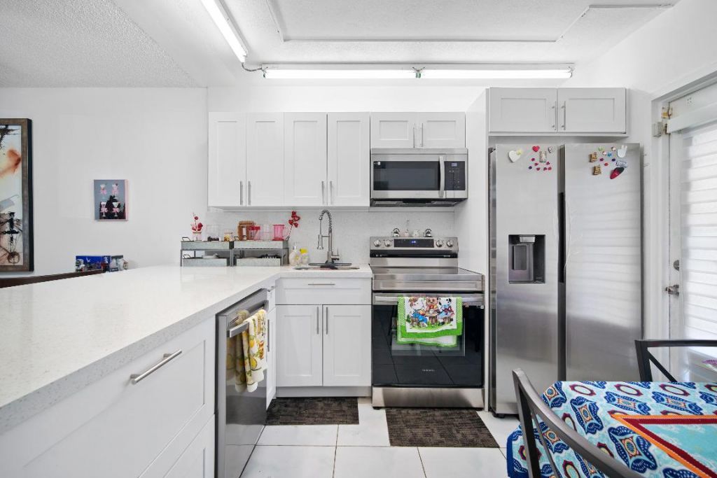 1101 NW 58th Terrace, Unit 111, Sunrise, FL 33313 Photo