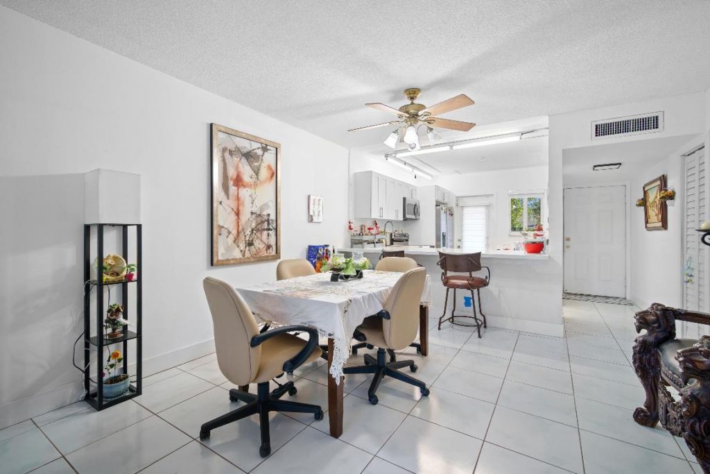 1101 NW 58th Terrace, Unit 111, Sunrise, FL 33313 Photo