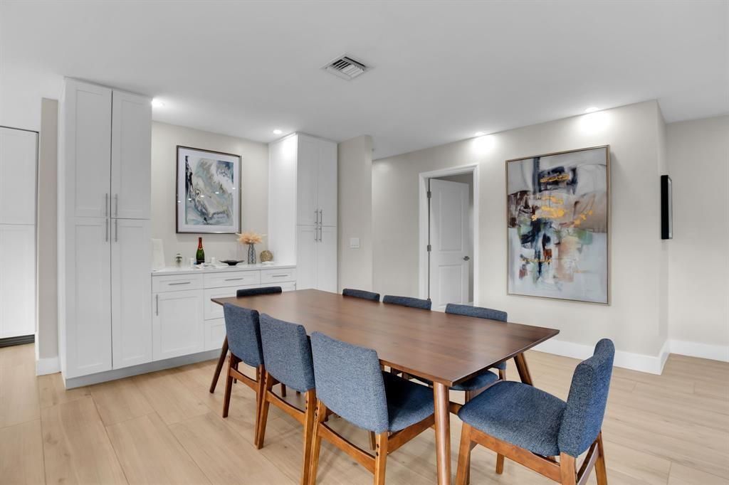 24 Castle Harbor Island, Fort Lauderdale, FL 33308 Photo