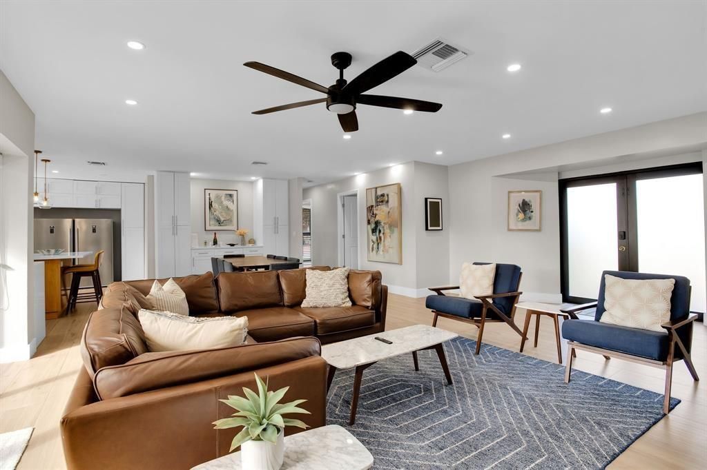 24 Castle Harbor Island, Fort Lauderdale, FL 33308 Photo