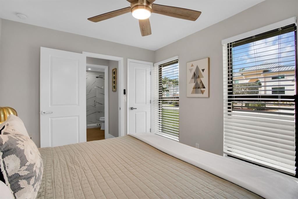 24 Castle Harbor Island, Fort Lauderdale, FL 33308 Photo