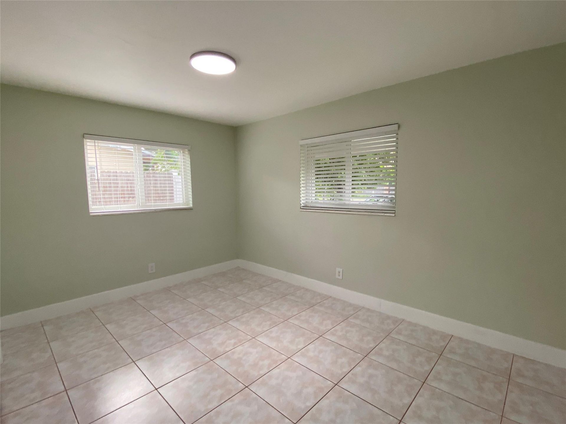 1610 NE 62nd Street, Fort Lauderdale, FL 33334 Photo