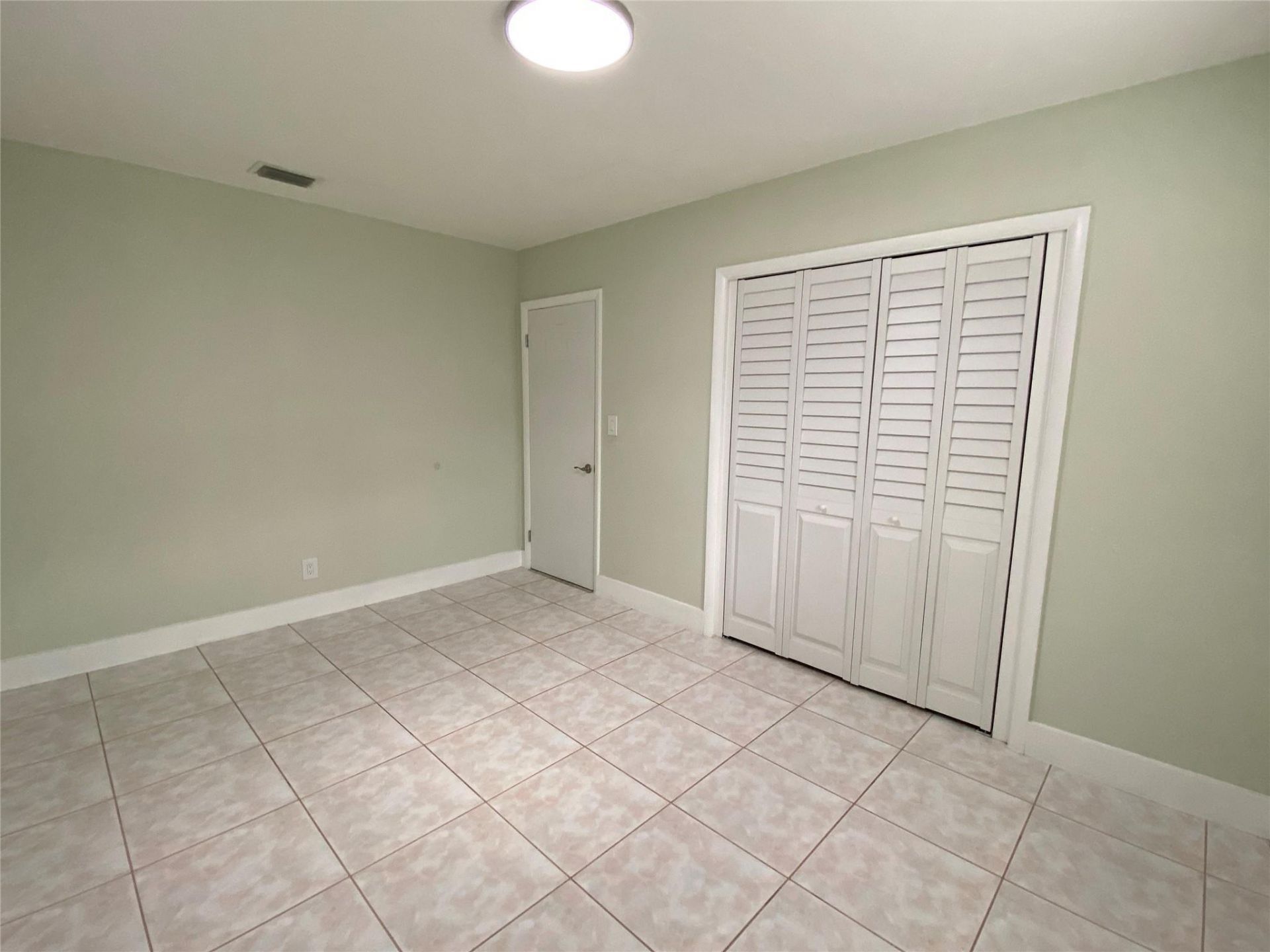 1610 NE 62nd Street, Fort Lauderdale, FL 33334 Photo