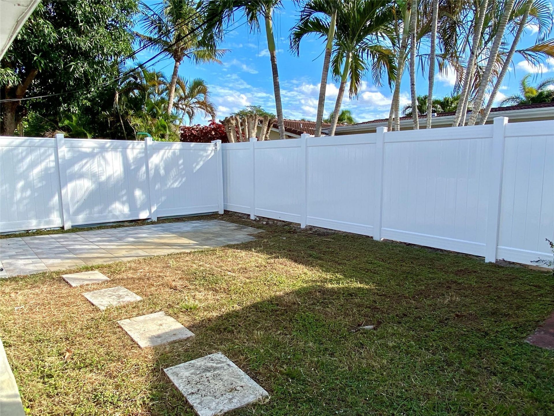 1610 NE 62nd Street, Fort Lauderdale, FL 33334 Photo