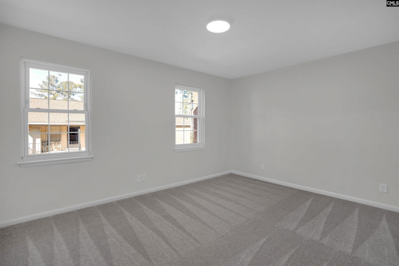 1913 Grays Inn Road Photo 16