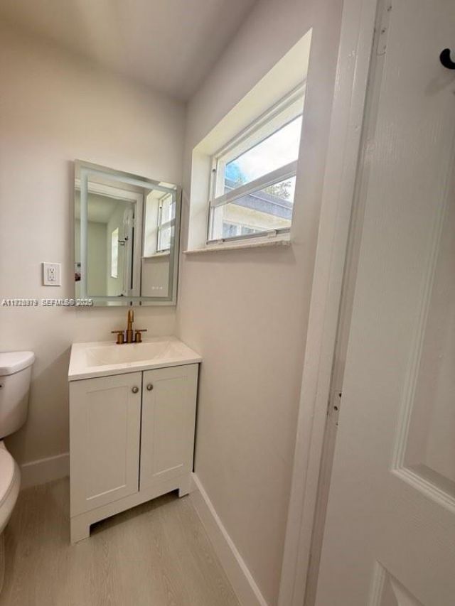 4529 SW 24th St, Fort Lauderdale, FL 33317 Photo