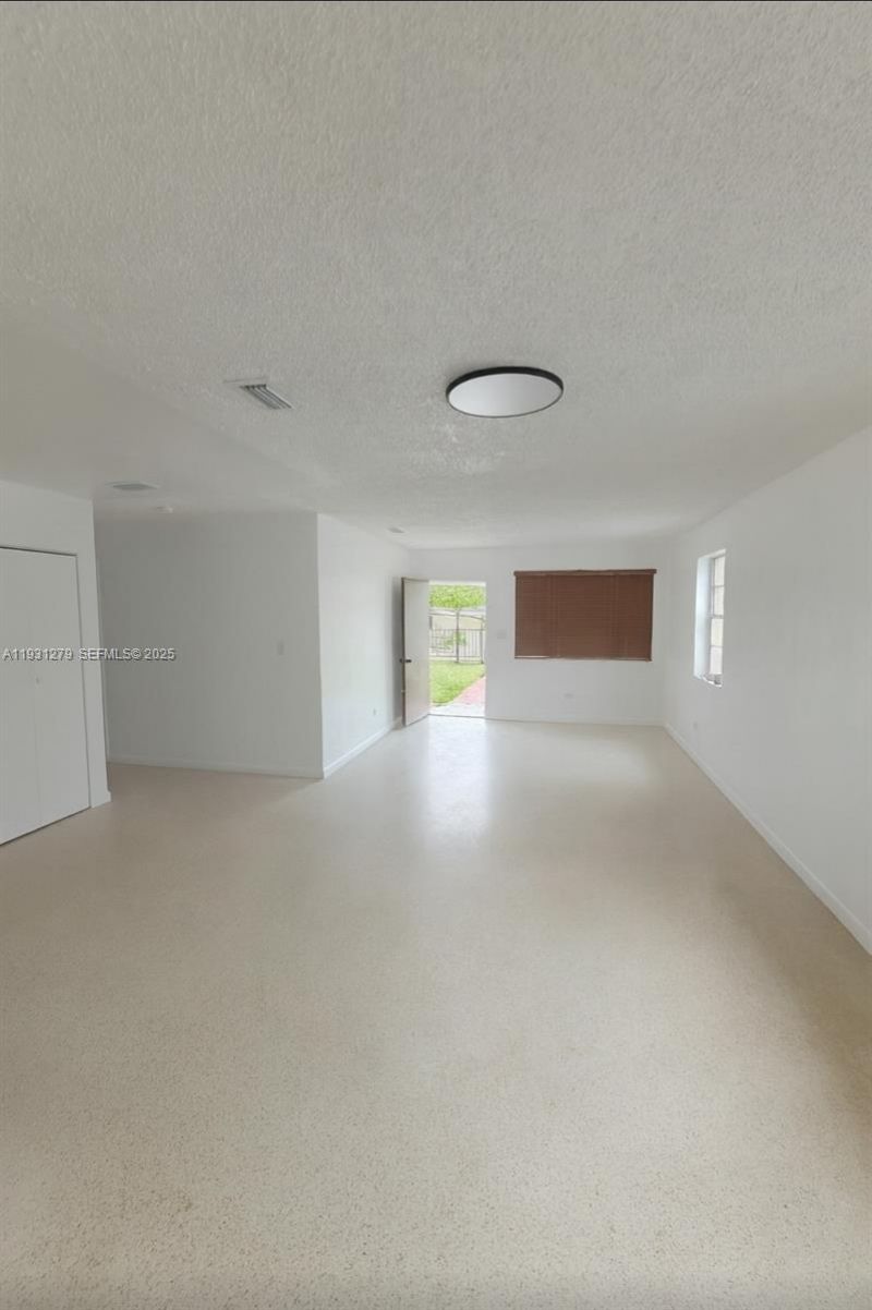 141 W 31st St , Hialeah, FL 33012 Photo