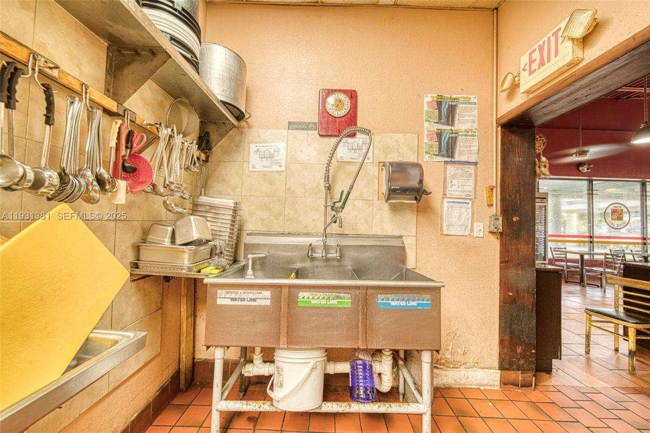 Natural Chicken Grill Business Sale Of Franchise O, Miami, FL 33183 Photo