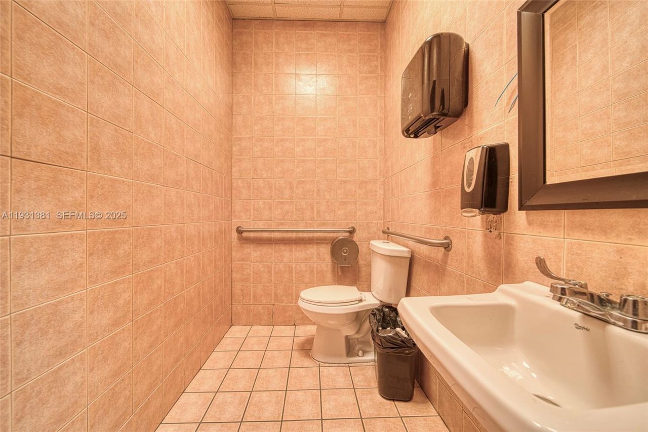 Natural Chicken Grill Business Sale Of Franchise O, Miami, FL 33183 Photo