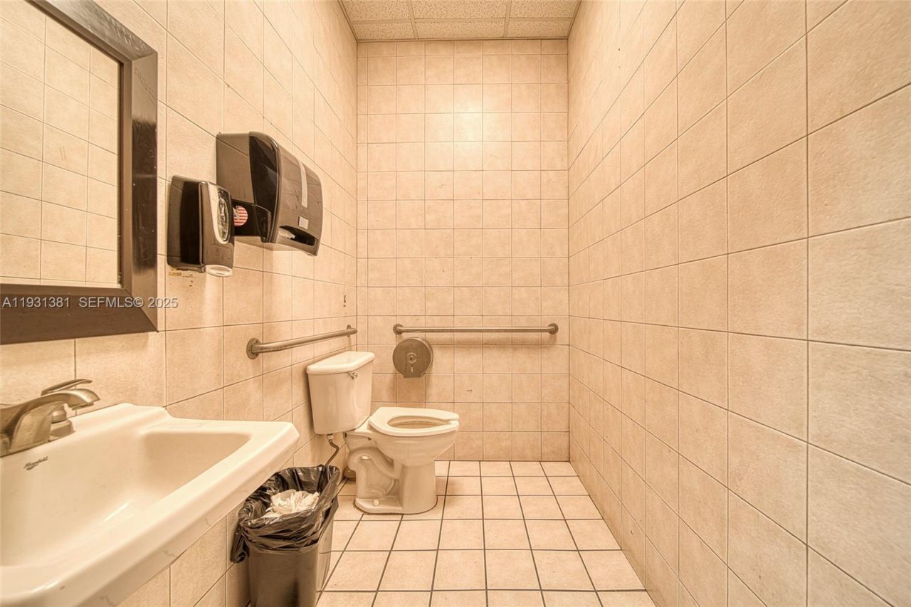 Natural Chicken Grill Business Sale Of Franchise O, Miami, FL 33183 Photo