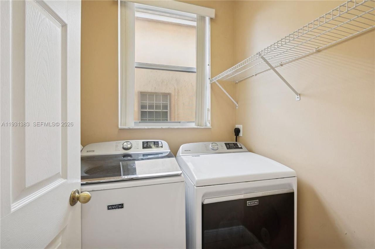 10871 NW 35th Pl, Sunrise, FL 33351 Photo