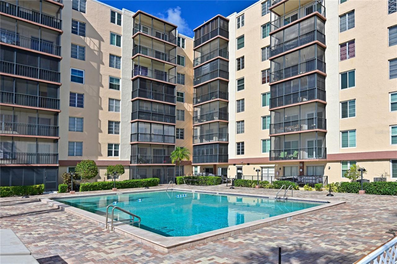 2901 26th Street W, Unit 320, Bradenton, FL 34205 Photo