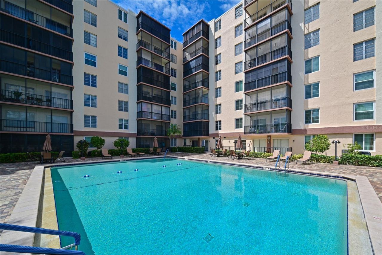 2901 26th Street W, Unit 320, Bradenton, FL 34205 Photo