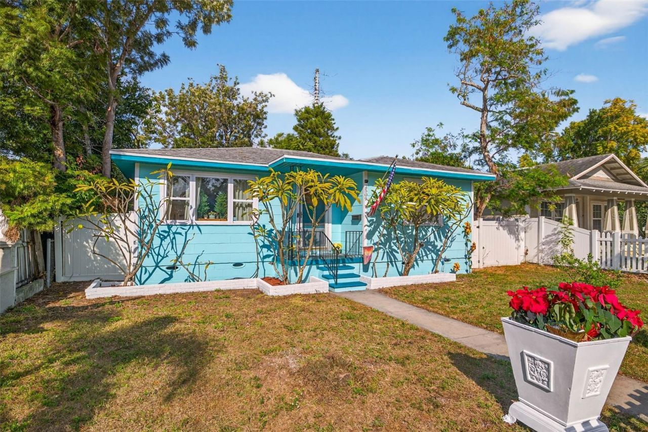 2509 Dartmouth Avenue N, Saint Petersburg, FL 33713 Photo