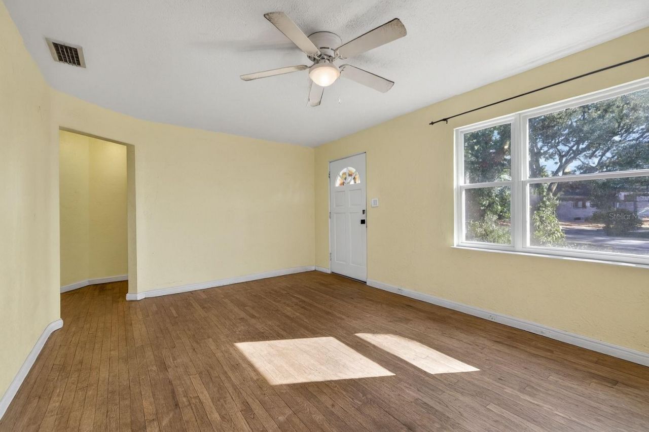 2509 Dartmouth Avenue N, Saint Petersburg, FL 33713 Photo