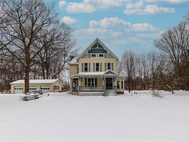 206 E Genesee Street, Clyde, NY 14433