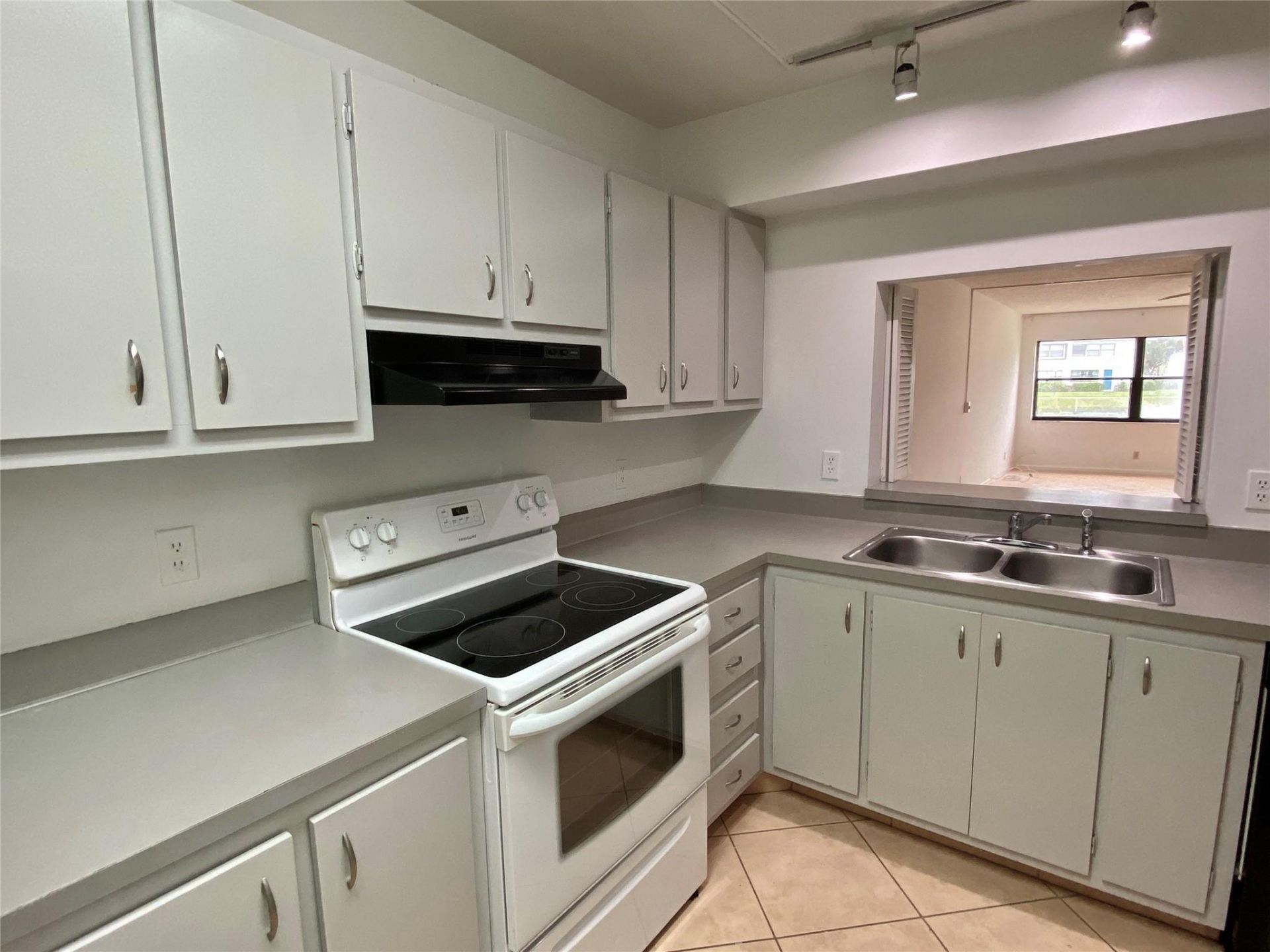 3122 SW 20th Ter, Unit 25b1, Delray Beach, FL 33445 Photo