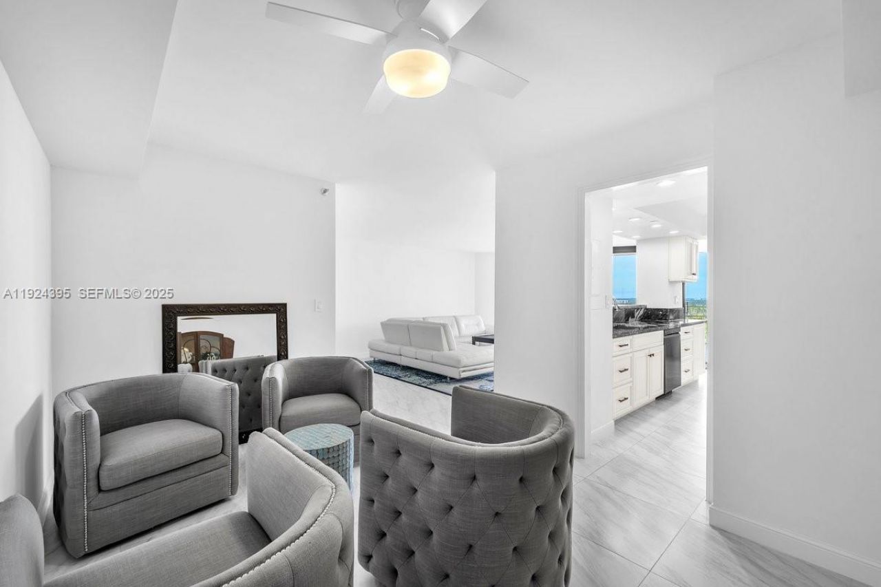 4000 Towerside Ter, Unit 1807, Miami, FL 33138 Photo